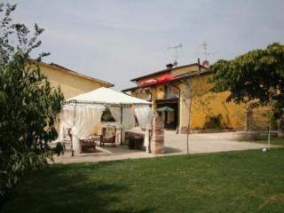 La Cascina Di Alice Bed & Breakfast Castiglione Delle Stiviere Exterior foto